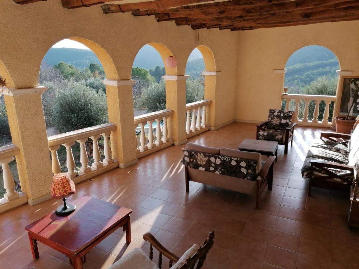 Maset Del Garraf Guest House Olesa de Bonesvalls Exterior photo