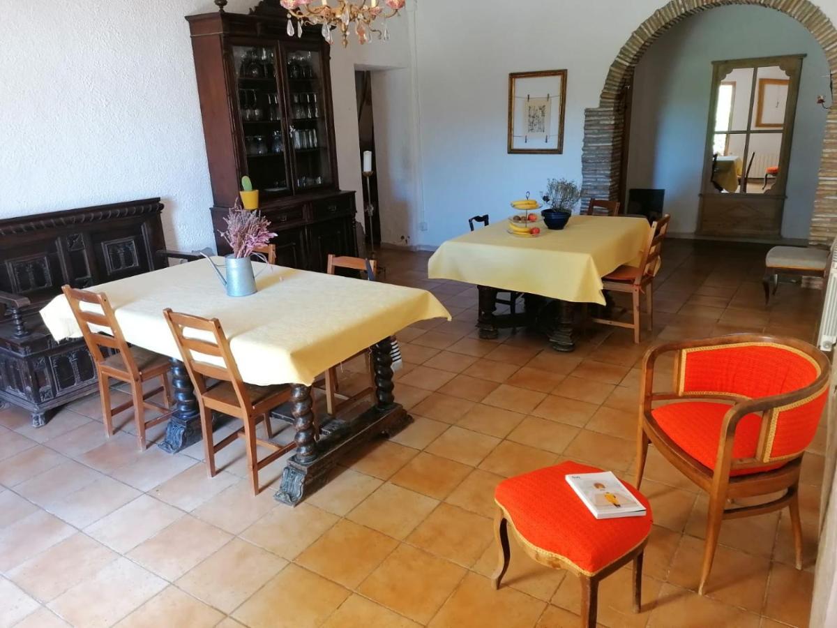 Maset Del Garraf Guest House Olesa de Bonesvalls Exterior photo