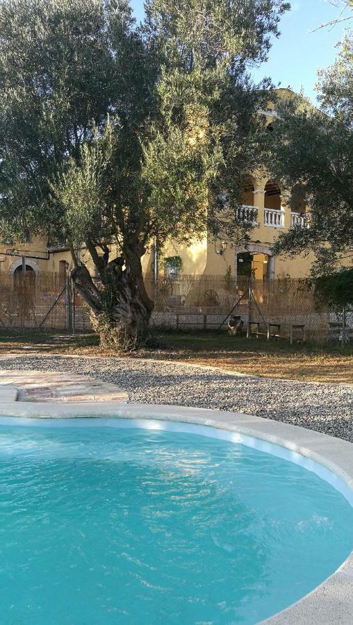 Maset Del Garraf Guest House Olesa de Bonesvalls Exterior photo